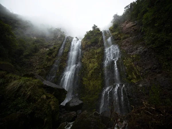 Blick Auf Den Chorro Giron Wasserfall Der Nähe Von Cuenca — Stockfoto