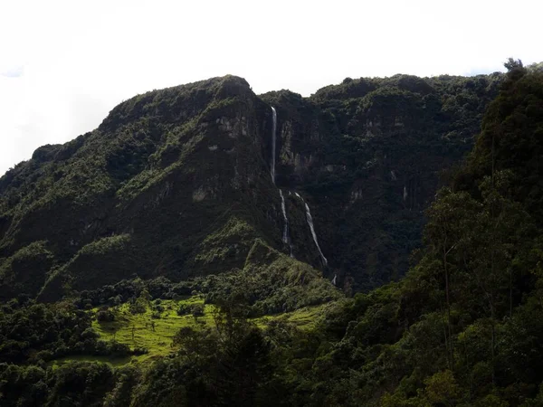 Vista Panorámica Catarata Cascada Chorro Girón Cerca Cuenca Azuay Ecuador —  Fotos de Stock