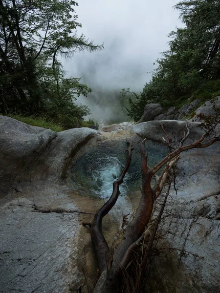 Panorama de Koenigsbach Konigsbach Gumpe piscine naturelle à débordement au lac Konigssee Berchtesgaden Bavière Allemagne Alpes — Photo