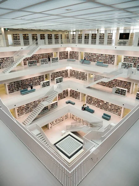 Interieur Moderne Architectuur Van Openbare Bibliotheek Van Stuttgart Stad Mailander — Stockfoto