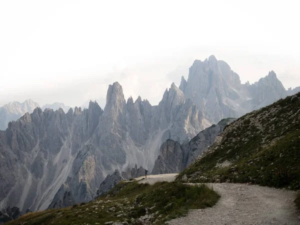 Alpejska Panorama Grupy Górskiej Cadini Misurina Szczytu Tre Cime Lavaredo — Zdjęcie stockowe