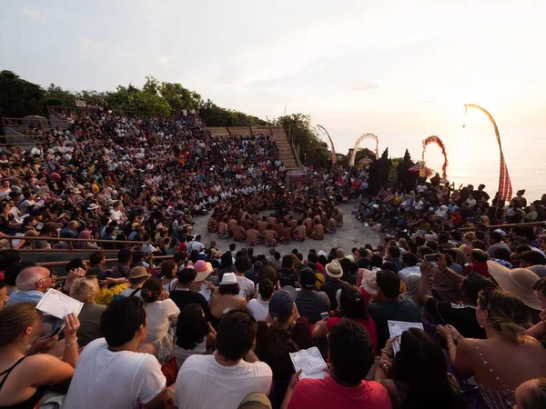 Panorama Vista Del Acantilado Del Océano Kecak Espectáculo Danza Fuego — Foto de Stock