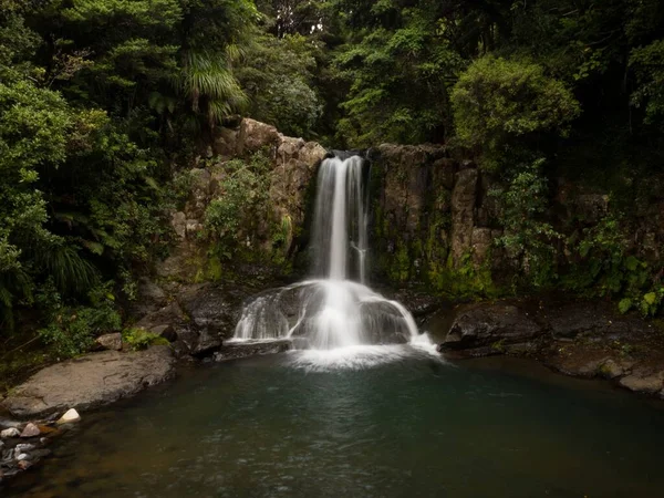 Long Exposure Panorama Idyllic Tropical Kauri Tree Forest Waterfall Waiau — Stock Photo, Image