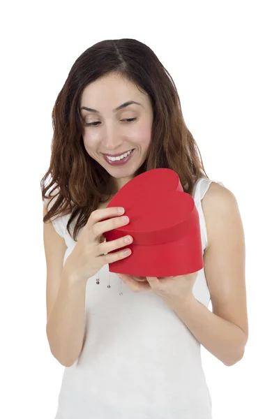 Emocionado día de San Valentín mujer mirando a su presente — Foto de Stock