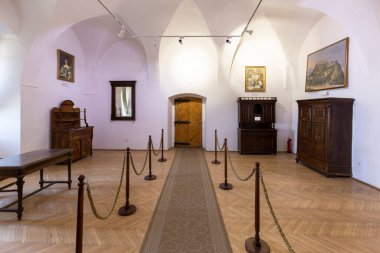 3 Mayıs 2021 Palanok Kalesi. Palanok Şatosu ya da Mukachevo Şatosu, Ukrayna 'nın batısındaki Mukacheve şehrinde bulunan tarihi bir kaledir.. 