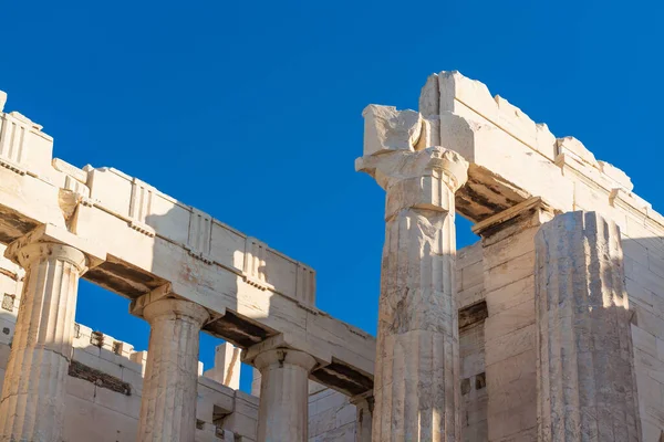 Vista Parte Superior Das Colunas Dóricas Propylaea Atenas — Fotografia de Stock