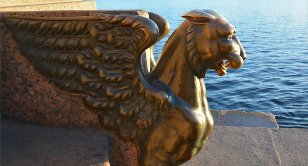 Skulptur des Petersburger Greifs Stockbild