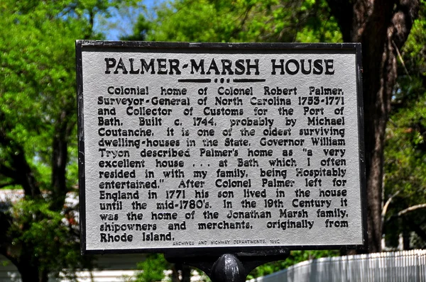 Bath, NC: Señal Histórica del Estado en Palmer-Marsh House —  Fotos de Stock