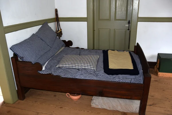 Old Salem, NC: 1771 Miksch huis slaapkamer — Stockfoto