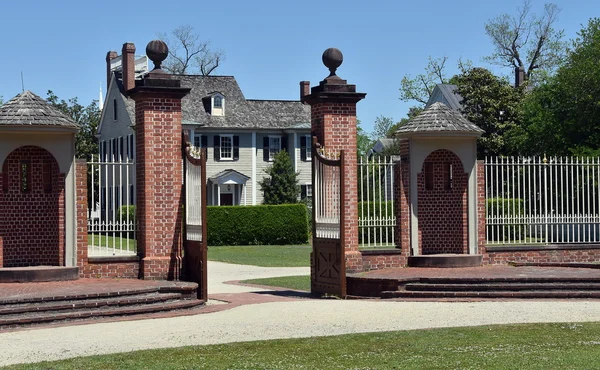 New Bern, NC: 1770 Tryon Palace toegangspoort — Stockfoto