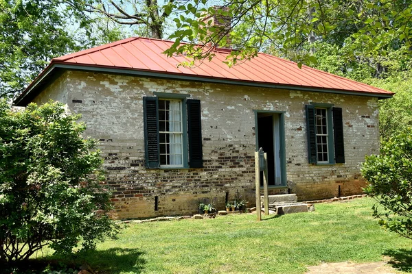 Hillsborough, Carolina del norte: 1821 Burwell escuela para clase de mujeres — Foto de Stock