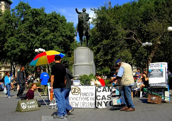 NYC: Demonstration in Union Square — Stock Photo, Image