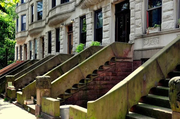 Nyc: West 162. Straße Stadthäuser — Stockfoto