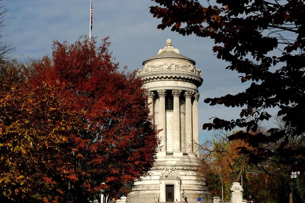 NYC: Monumento ai soldati e marinai — Foto Stock