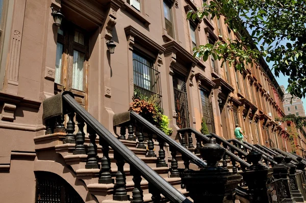 NYC: Brownstones em Harlem — Fotografia de Stock