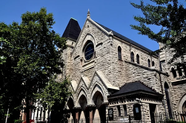 NYC: St.Ambrose Episcopal Anglican Church — Stock Photo, Image