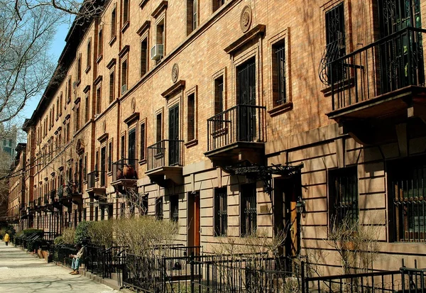 NYC: Striver 's Row în Harlem — Fotografie, imagine de stoc