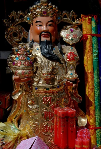 Xi'an, Kína: buddha ábra da xing san templomban — Stock Fotó