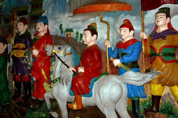 Xi 'an, China: Figuras del panel de pared en Da Xing San Temple —  Fotos de Stock