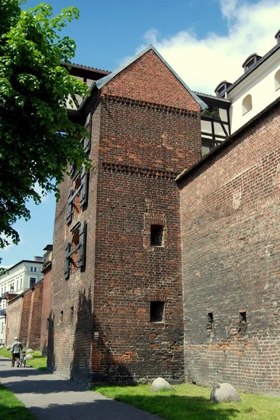 Torun, Polen: middeleeuwse stad verdedigingstoren muur — Stockfoto