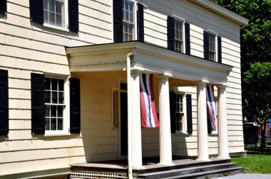 nycl 1750 rufus Kral manor house museum