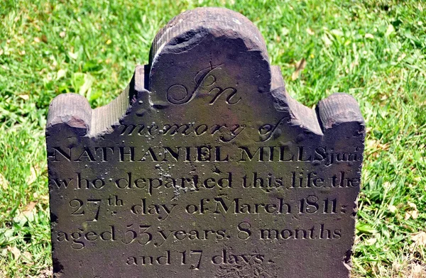 Queens, NYC: Tombstone na Igreja Episcopal Grace — Fotografia de Stock