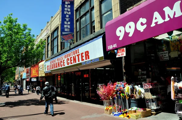 NYC: jamaica cadde üzerinde dükkan — Stok fotoğraf