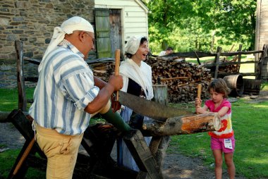 Sleepy hollow, ny: philipsburg köşkünü testere ile kız