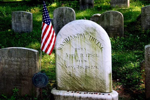 Sleepy Hollow, NY : pierre tombale de Washington Irving — Photo