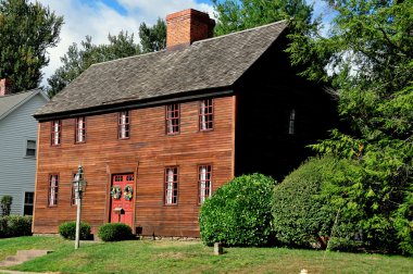Wethersfield, CT: 1718 Captain Thomas Newsom House