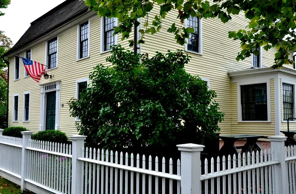 Simsbury, CT: 1771 Phelps Tavern — Stock Photo, Image