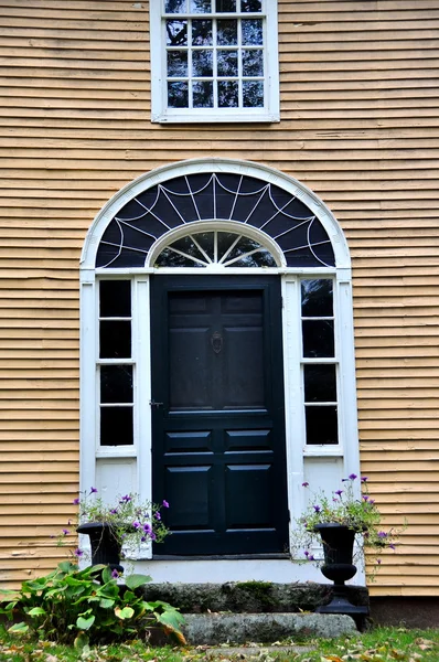 Deerfield, MA: 18th Century Colonial Home — Stock Photo, Image