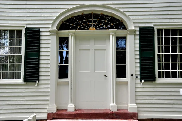 Deerfield, ma: dveře domu williams — Stock fotografie