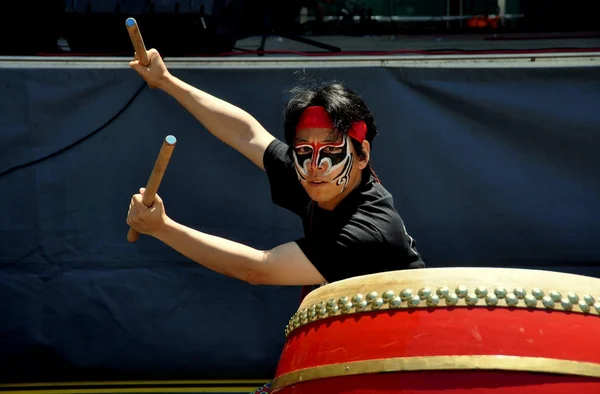 NYC:  Chinese Drummer at Taiwan Festival — Stock Photo, Image