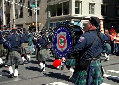 NYC: İskoç Tartan günü geçit töreni Bagpipers