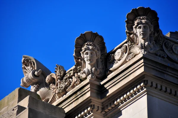 NYC: Beaux Arts Facade of Met Museum of Art — Stock Photo, Image