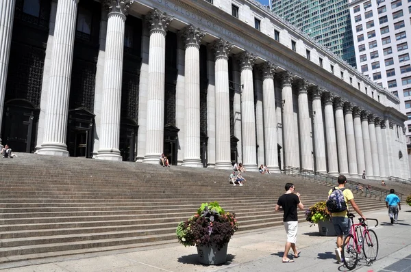 NYC: Sekizinci Cadde genel postane — Stok fotoğraf