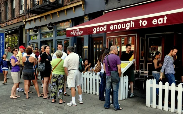 NYC: Bom o suficiente para comer restaurante — Fotografia de Stock