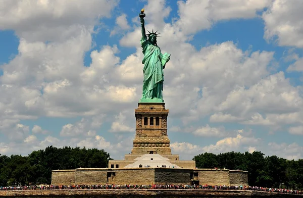 NYC:  The Statue of Liberty — Stock Photo, Image