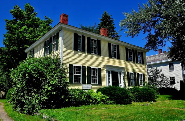 Fitzwilliam, NH: 18th Century Colonial Home — Stock Photo, Image