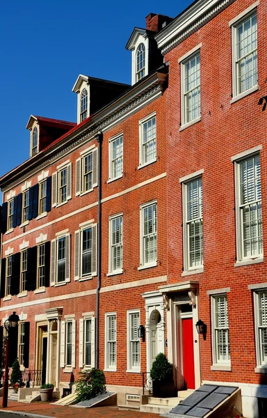 Philadelphia, Pa: Federale rij huizen — Stockfoto