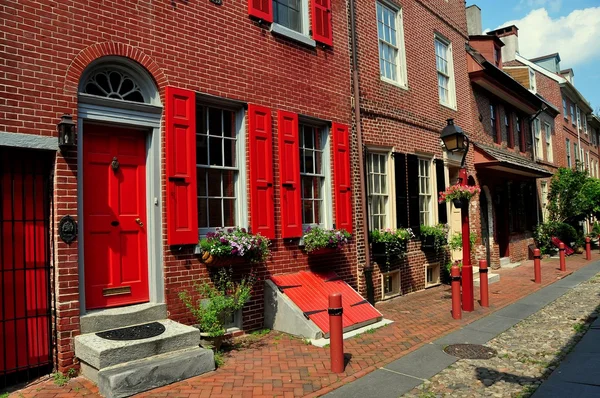 Philadelphia, PA: Elfreth's Alley Homes — Stock Photo, Image