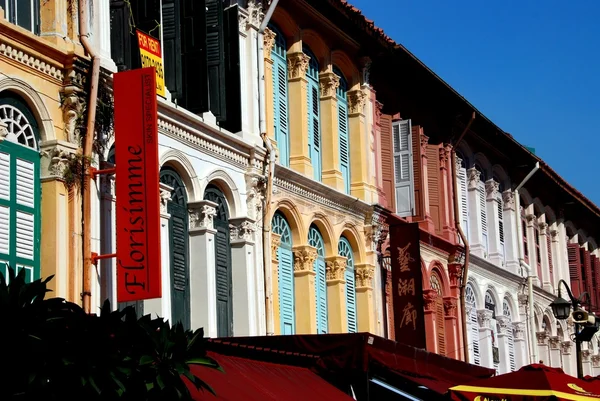 Singapore: 19th Century Shop Houses in Chinatown — Stock Photo, Image