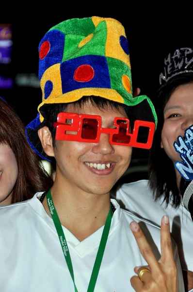 Hua Hin, Thailand: Youth Celebrating New Year's Holiday — Stock Photo, Image