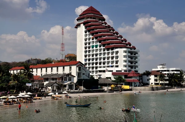 Hua Hin, Thailanda: Condos at Khao Tao — Fotografie, imagine de stoc