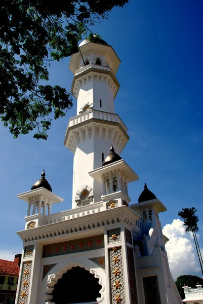 Georgetown, Malaysia: Kapitane Keling Mosque Entry Minaret Tower — Stock Photo, Image