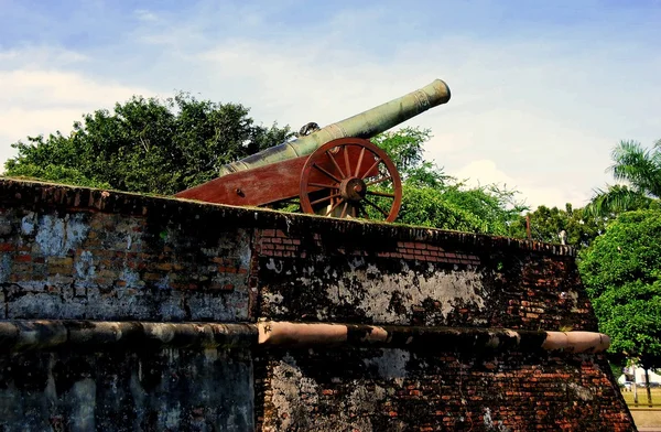 Georgetown, Malaysia: Cannon at Fort Cornwallis — Stock Photo, Image