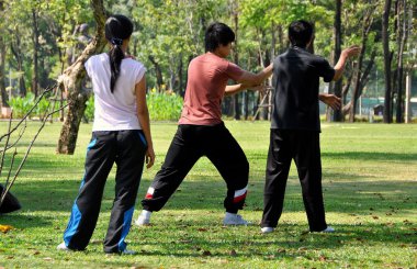 Bangkok, Tayland: Öğrenci ve Tai gerçekleştirme öğretmek ' Chi