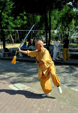 Bangkok, Tayland: Adam Tai yapıyor ' Chi Lumphini Park