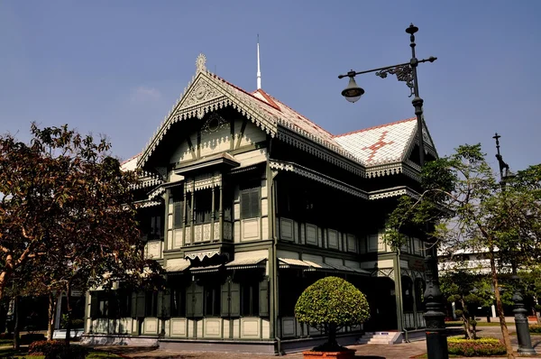 Bangkok, Thailand: Hall at Dusit Royal Palace — Stock Photo, Image